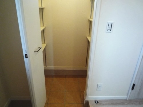 シューズクローク