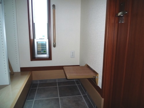 シューズクロークベンチ